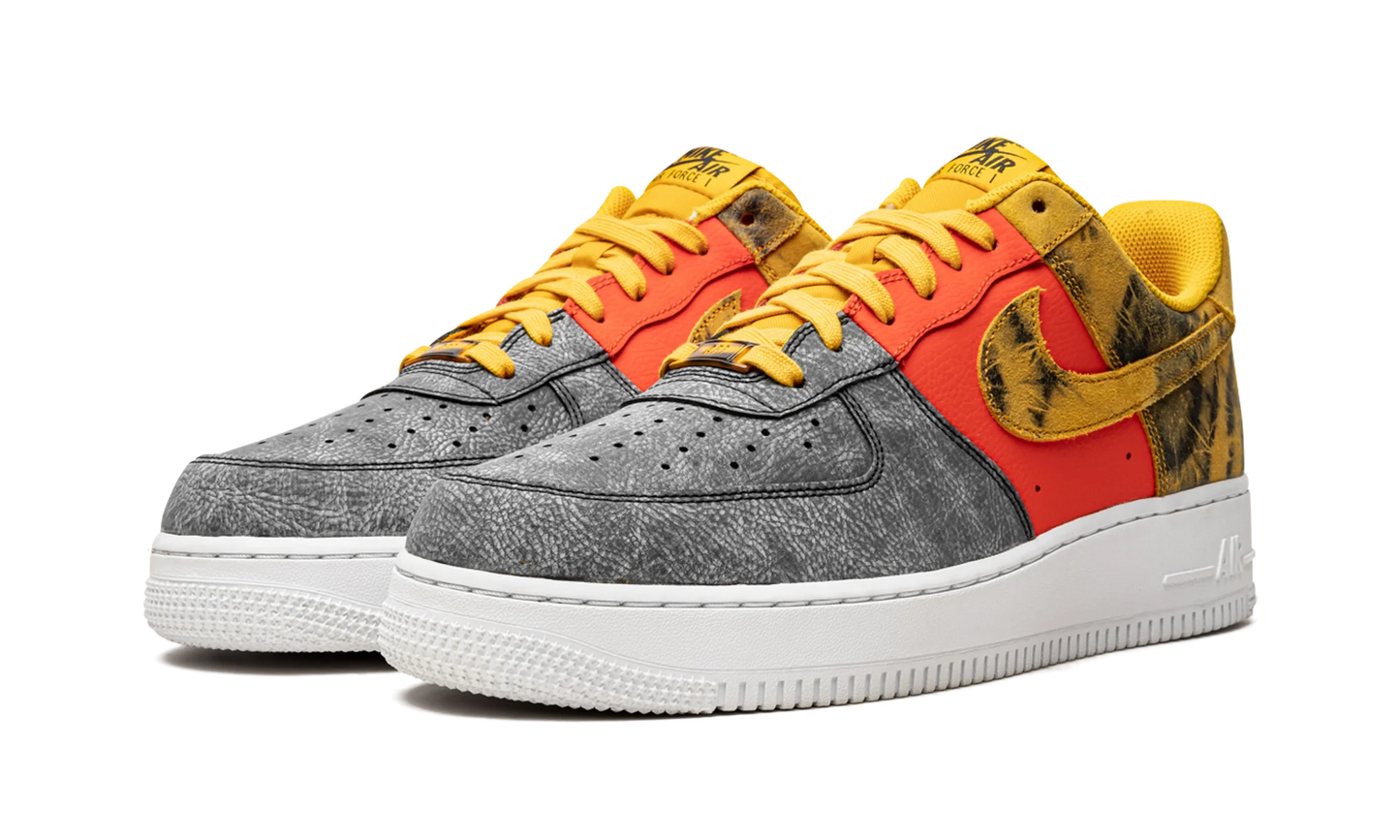 Air Force 1 '07 LV8 "Dark Sulphur Tie-Dye" CZ0337 700