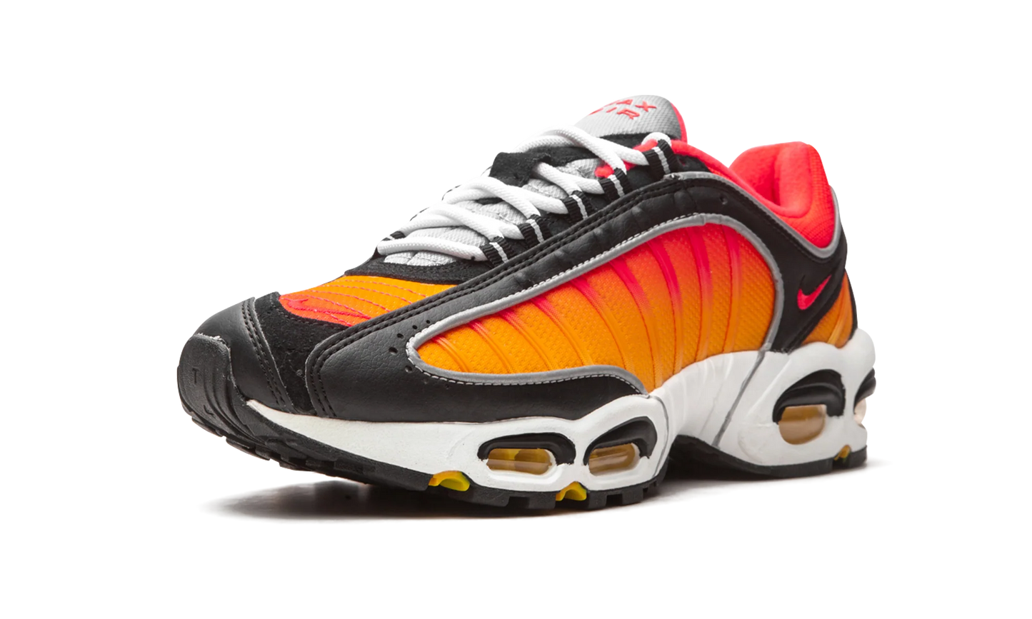 Air Max Tailwind IV "Sunset" CN9658 001