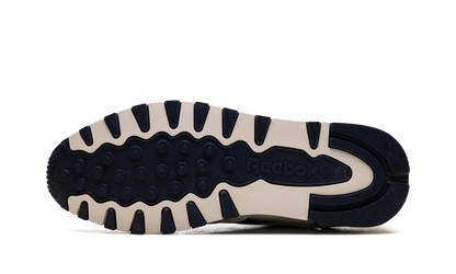 Classic Leather 1983 Vintage "White Navy" 100202782