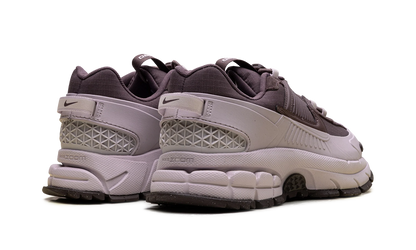 Nike Zoom Vomero 5 Roam WMNS "Particle Rose" HQ2181 501