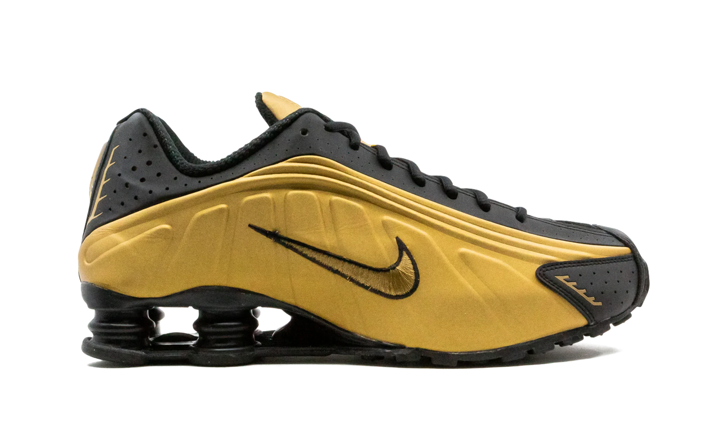 Shox R4 "Metallic Gold" 104265 702