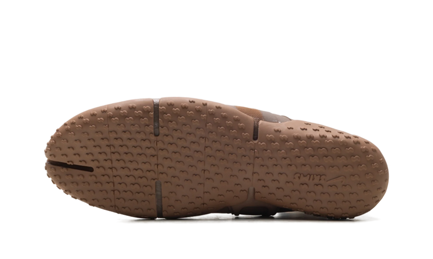Air Rift Mesh WMNS "SKIMS - Archaeo Brown" IO7694 201
