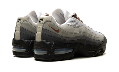 Air Max 95 OG WMNS "Big Bubble Fauna Brown" HJ5996 004