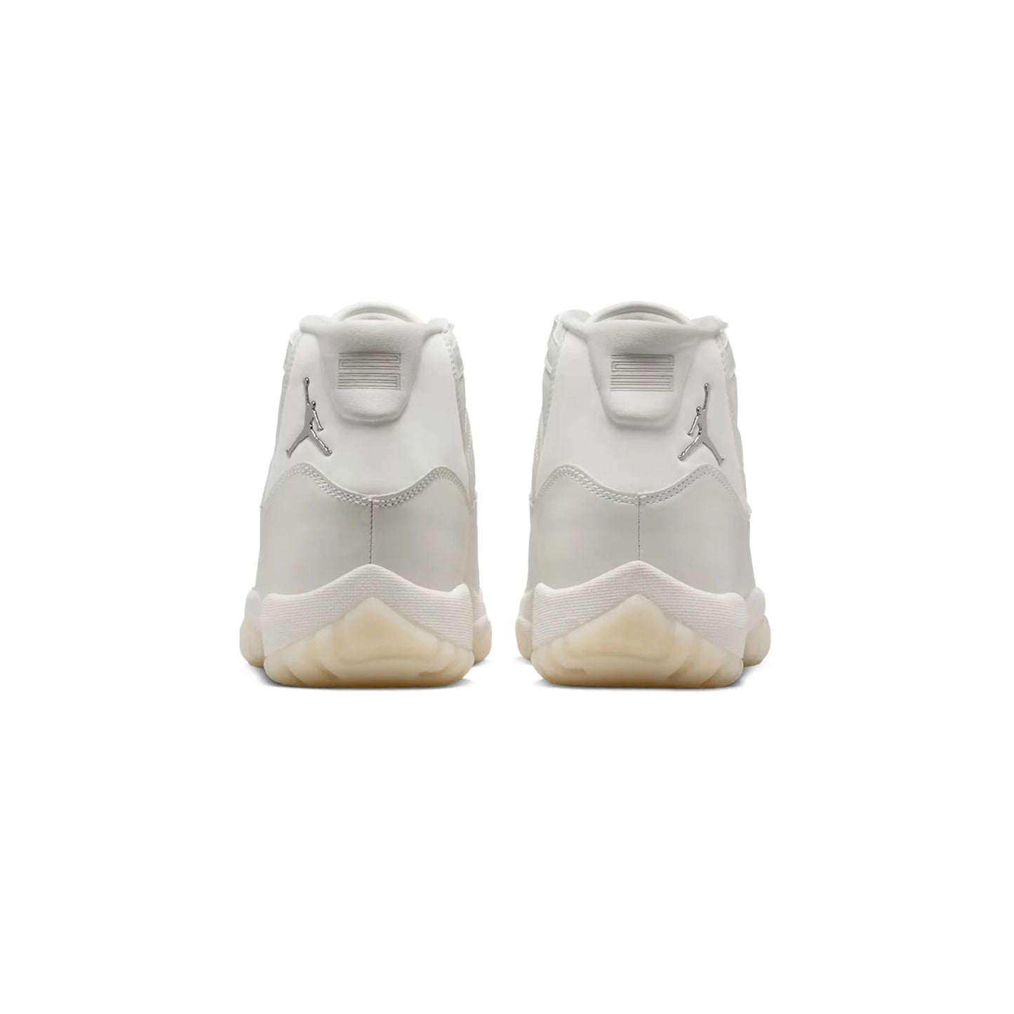 11 Retro 'Pearl' Women's (2025)