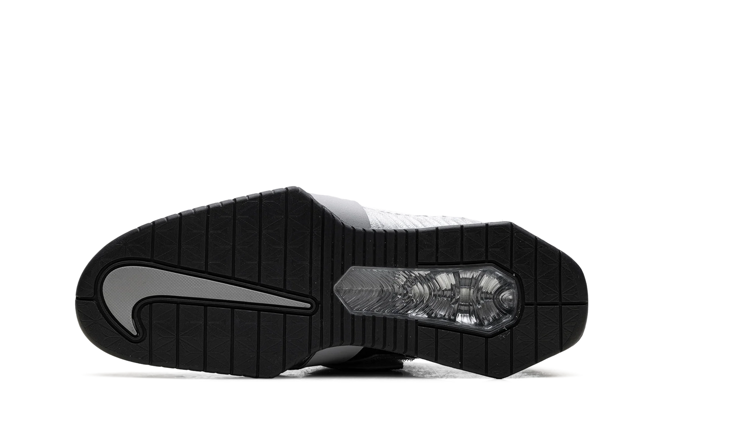Romaleos 4 SE "Phantom Dust" FZ8663 100