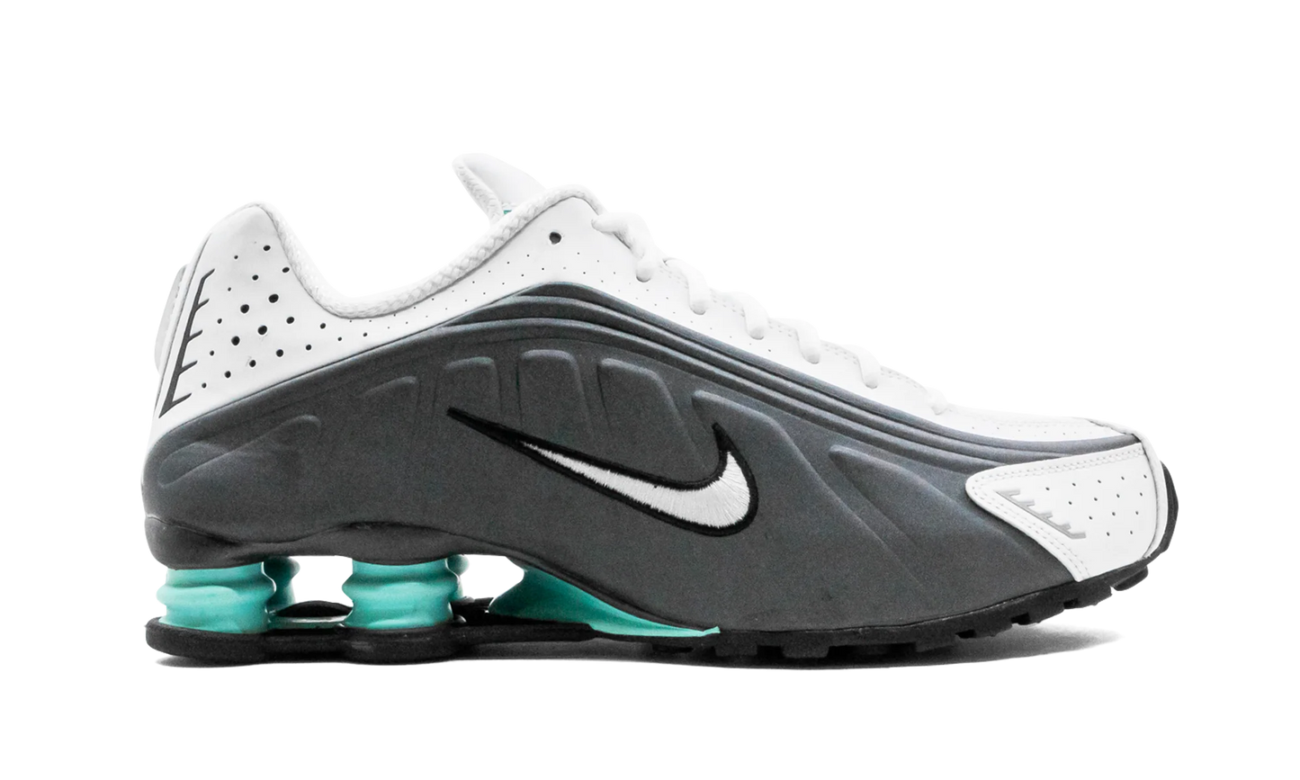 Shox R4 104265 132