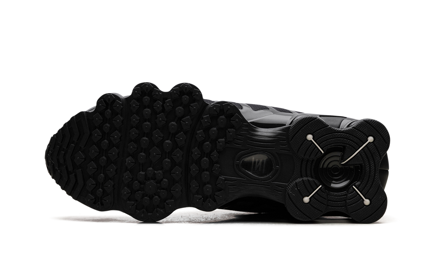 Shox TL WMNS"Off Noir" IB7705 001
