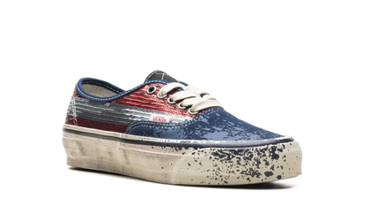 Vans Authentic Premium "La Habana - Red / Navy" VN000DB8Z11