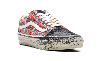 Premium Old Skool "Charms Red Black" VN000D9VBOS