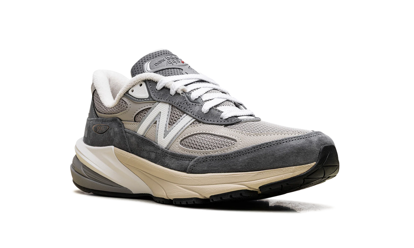 990v6 "Made in USA - Castlerock" U990GR6