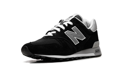 1300 "MiUSA Black" U1300BK