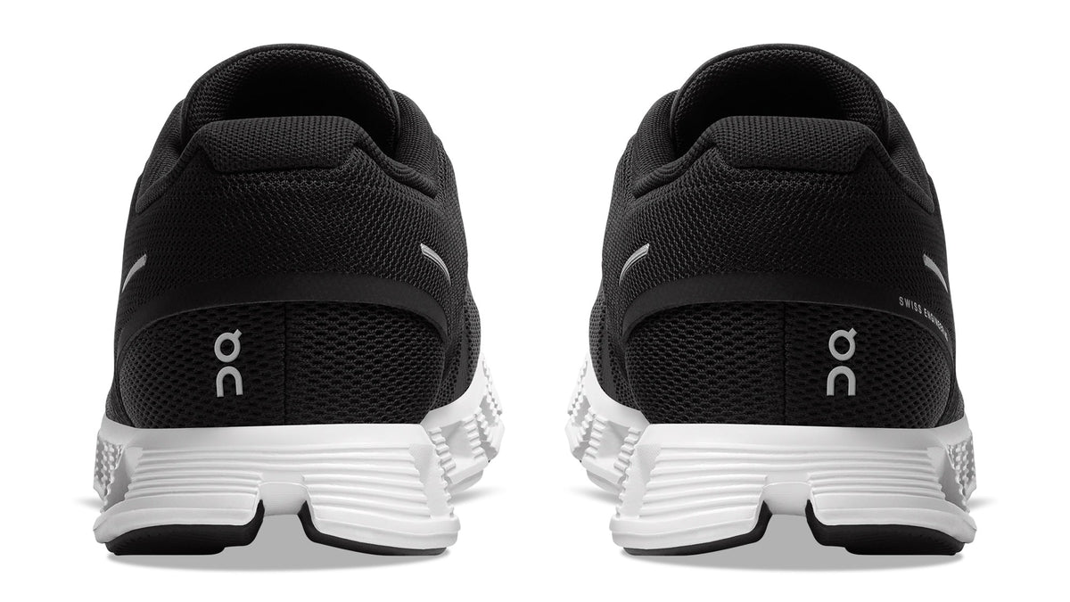 Running Cloud 5 Black White (W)