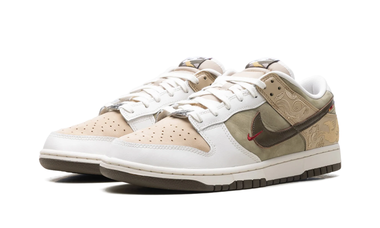 Dunk Low "Year Of The Horse" IQ1118 220