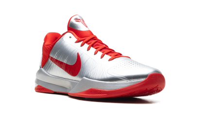 Zoom Kobe 5 "Caitlin Clark - Rookie of the Year" IV2712 001