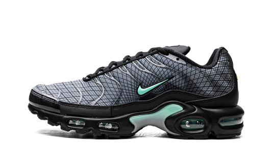 Air Max Plus "Spirograph" FB3351 001