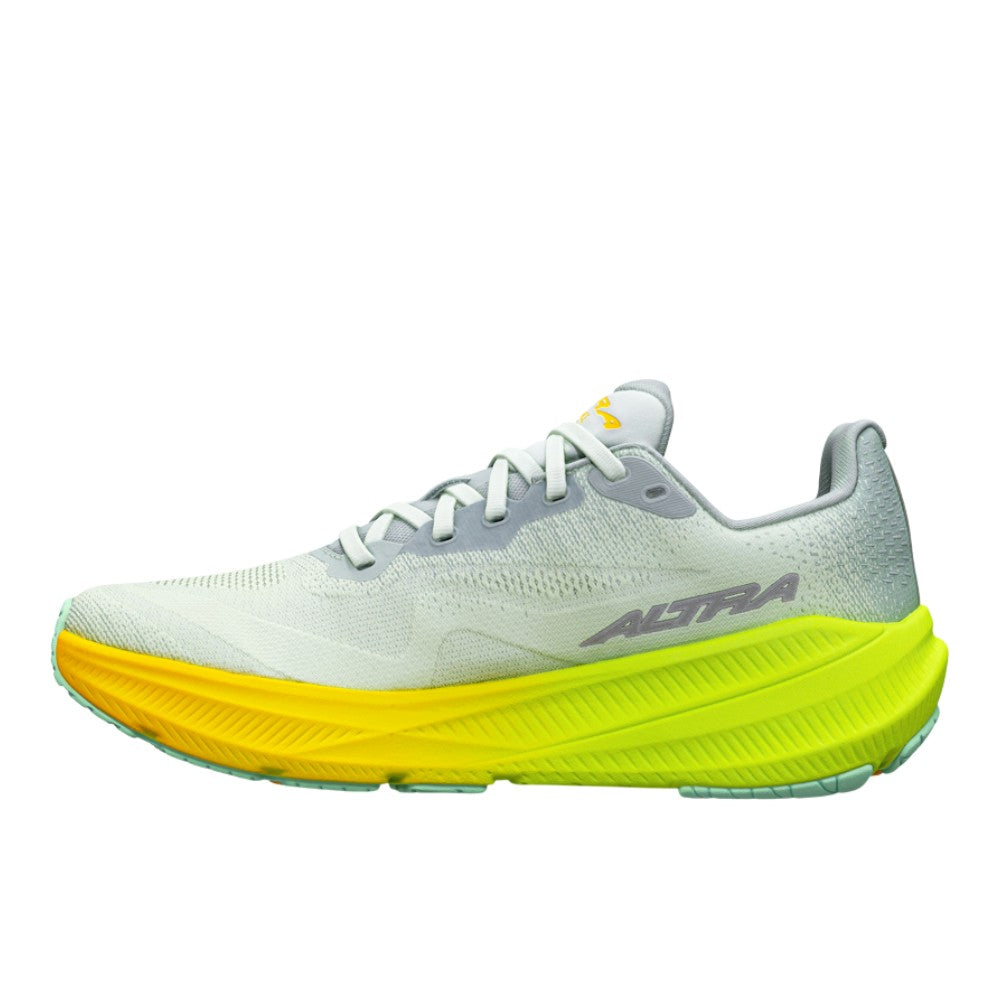 Experience Flow 3 Performance Running Shoes