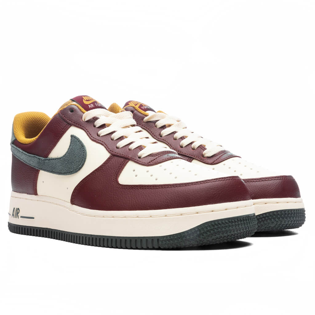 Air Force 1 '07 Lv8 - Coconut Milk/Vintage Green/Dark Team Red