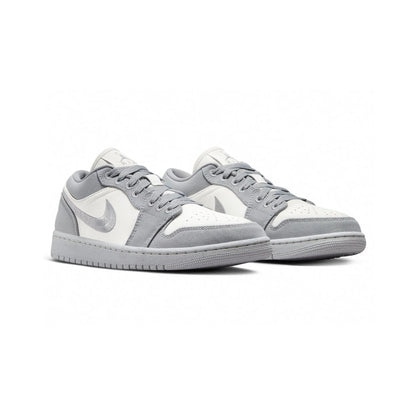 1 Low SE 'Light Steel Grey' W (2023)