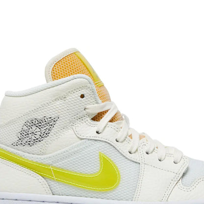 1 Mid SE 'Voltage Yellow' W (2021)