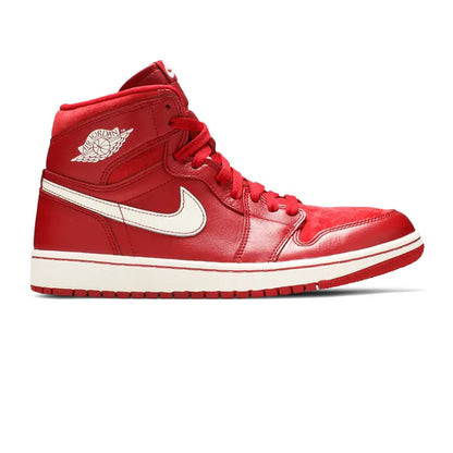 1 Retro 'Gym Red' (2014)