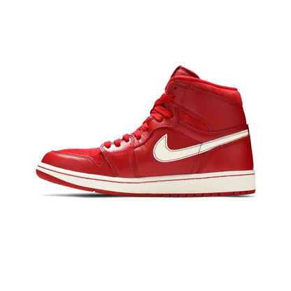 1 Retro 'Gym Red' (2014)