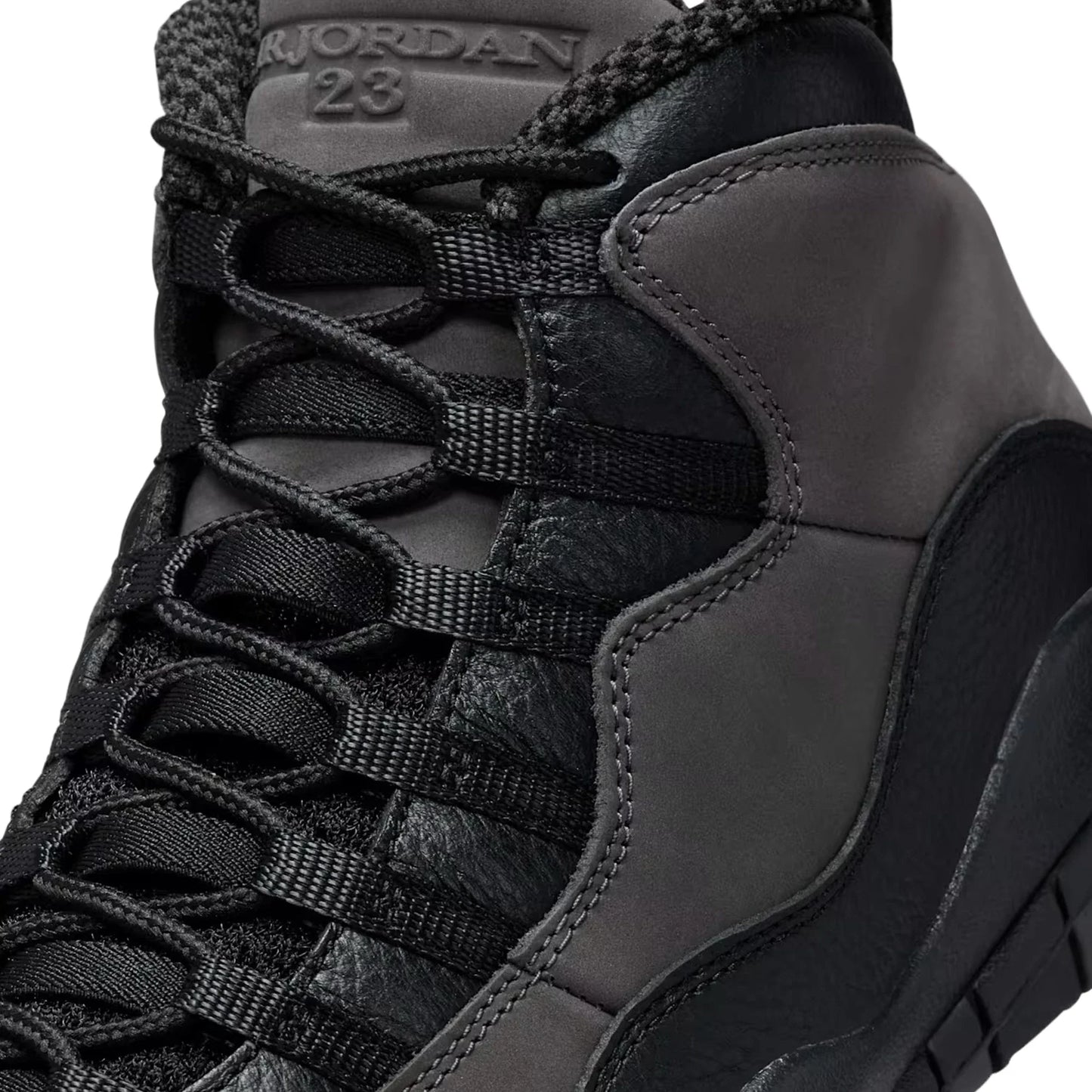 10 Retro 'Shadow' (2025)