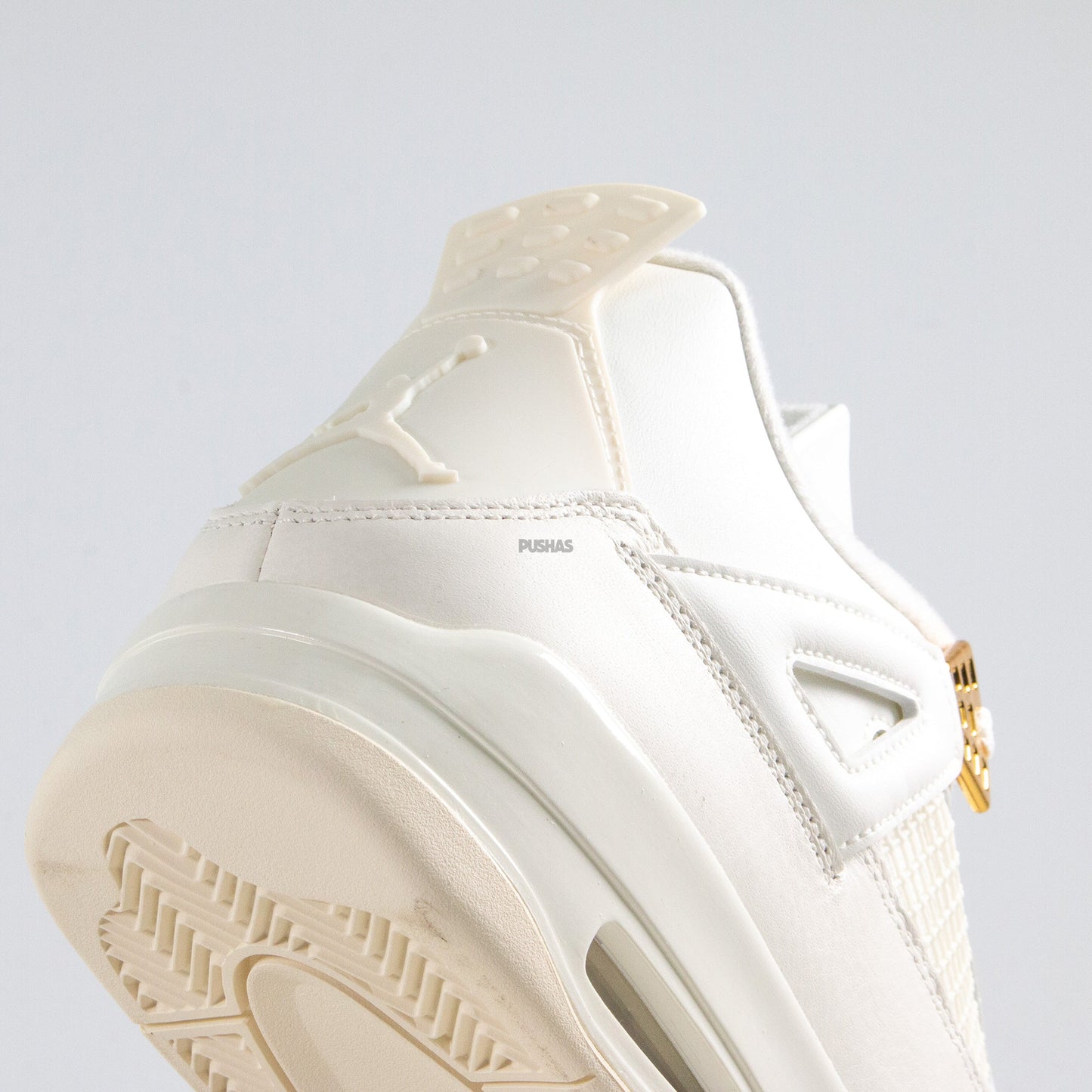 4 Retro ‘Metallic Gold’ Women's (2024)
