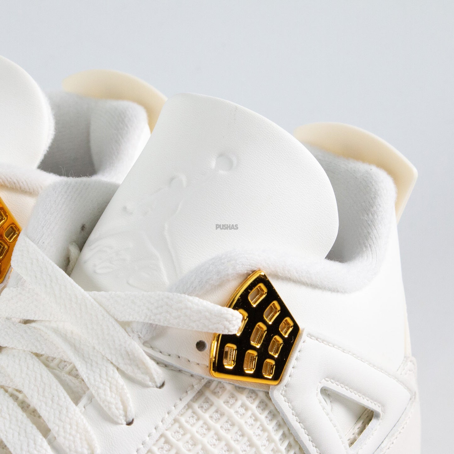 4 Retro ‘Metallic Gold’ Women's (2024)