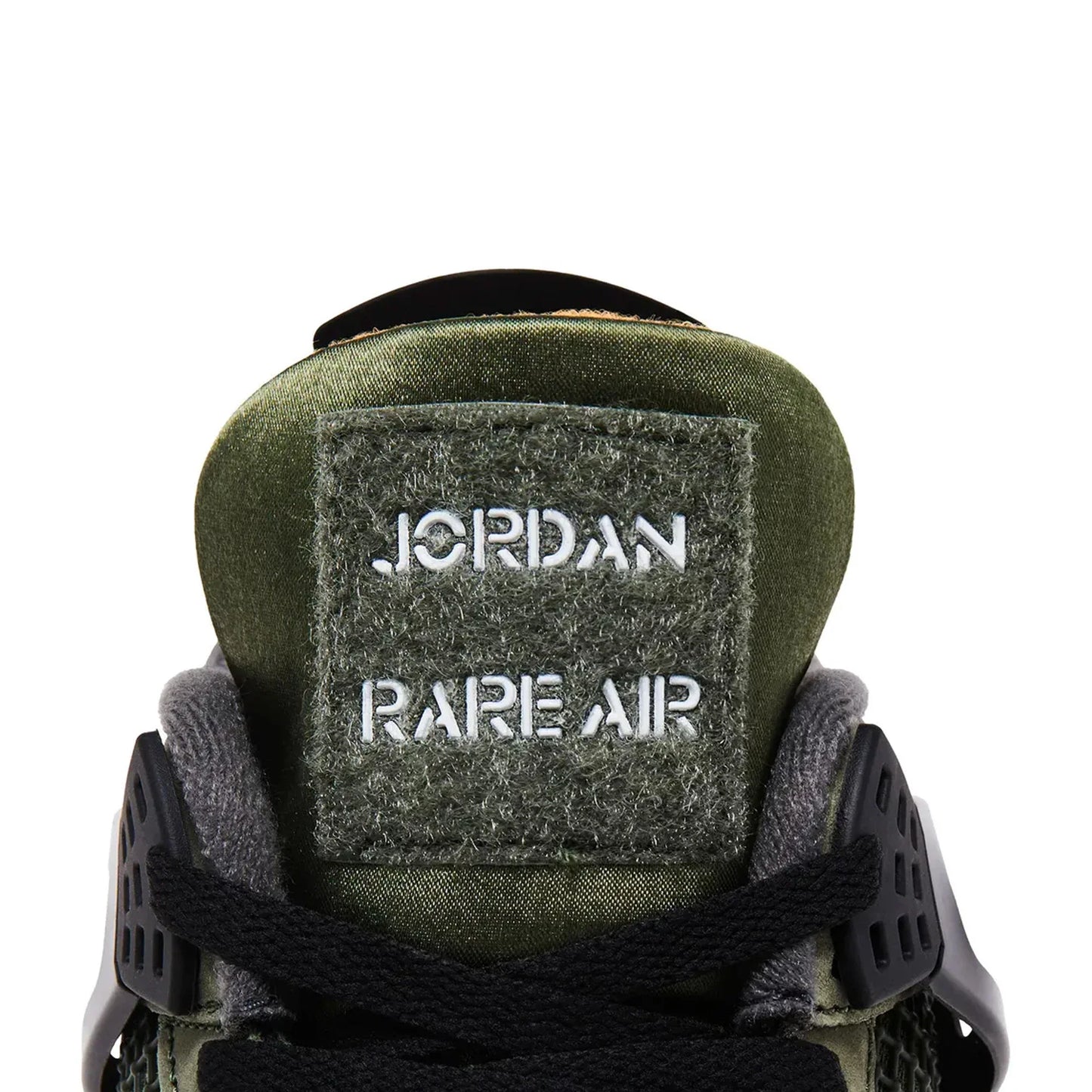 4 Retro OG SP 'Undefeated' (2025)
