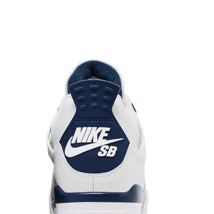 4 Retro SB 'Navy' (2025)