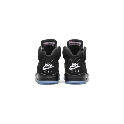 5 Retro 'Black Metallic' (2016)