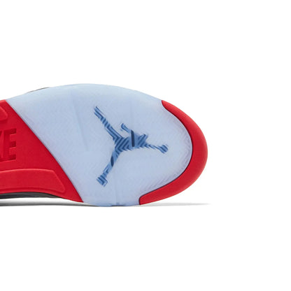 5 Retro 'Fire Red Black Tongue' (2025)