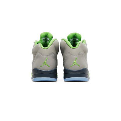 5 Retro 'Green Bean' (2022)