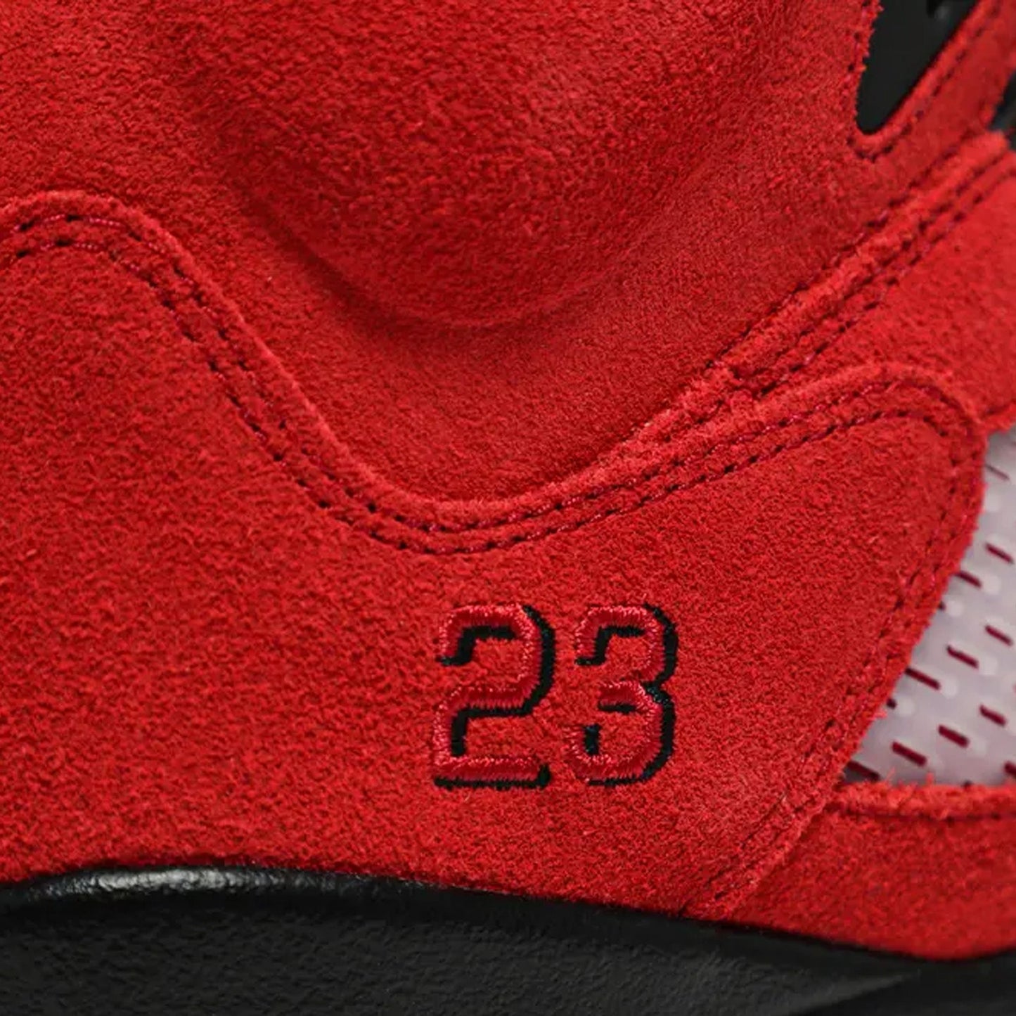 5 'Raging Bull Red' 2021