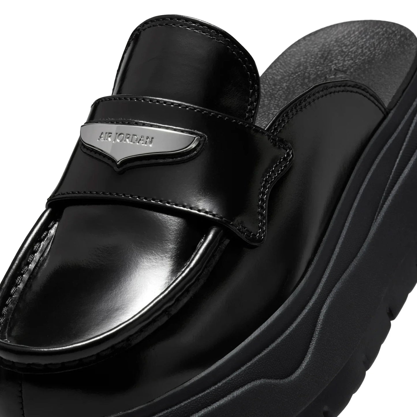 Mule 'Black Metallic Silver' Women's (2025)