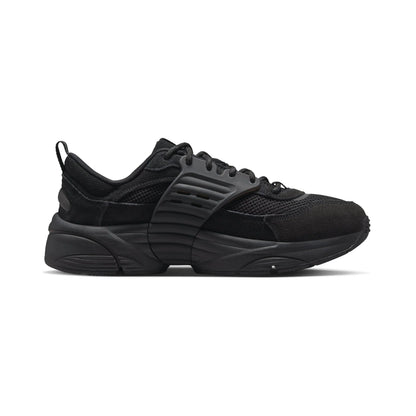 Trunner O/S 'Triple Black' (2025)