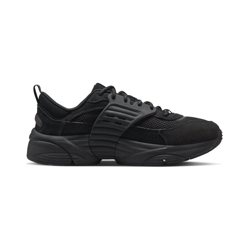 Trunner O/S 'Triple Black' (2025)