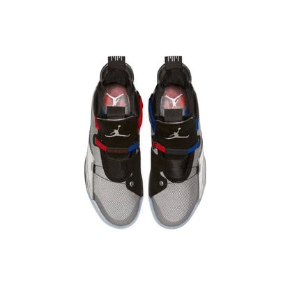 XXXIII 'Metallic Silver / Black All Star' (2019)