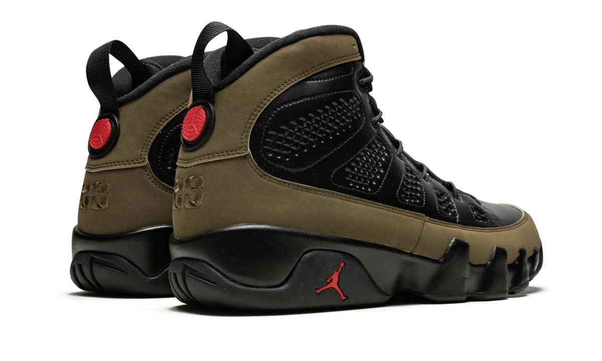 9 Retro "Olive" 302370 020