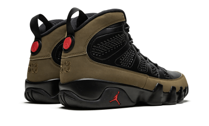 9 Retro "Olive" 302370 020