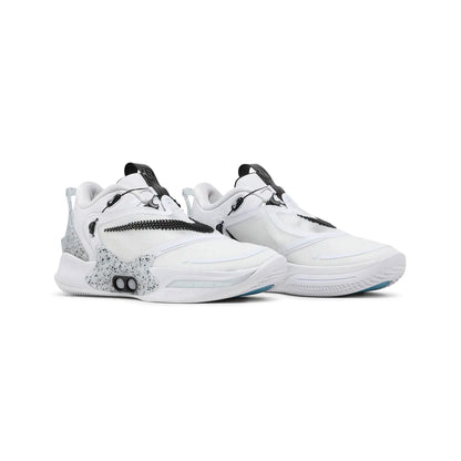 Nike Adapt BB 2.0 'Oreo' AU Charger