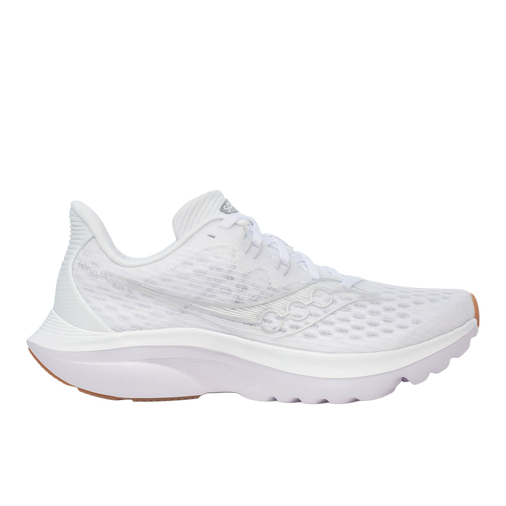 Kinvara 16 Running Shoes