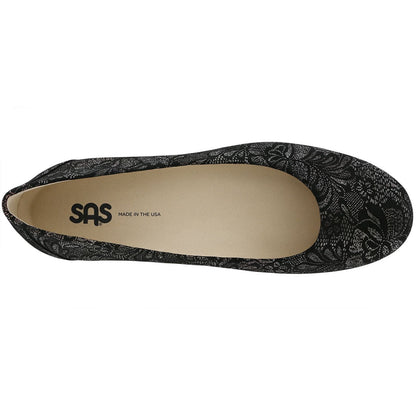 Women's Scenic Ballet Flat in Black Lace