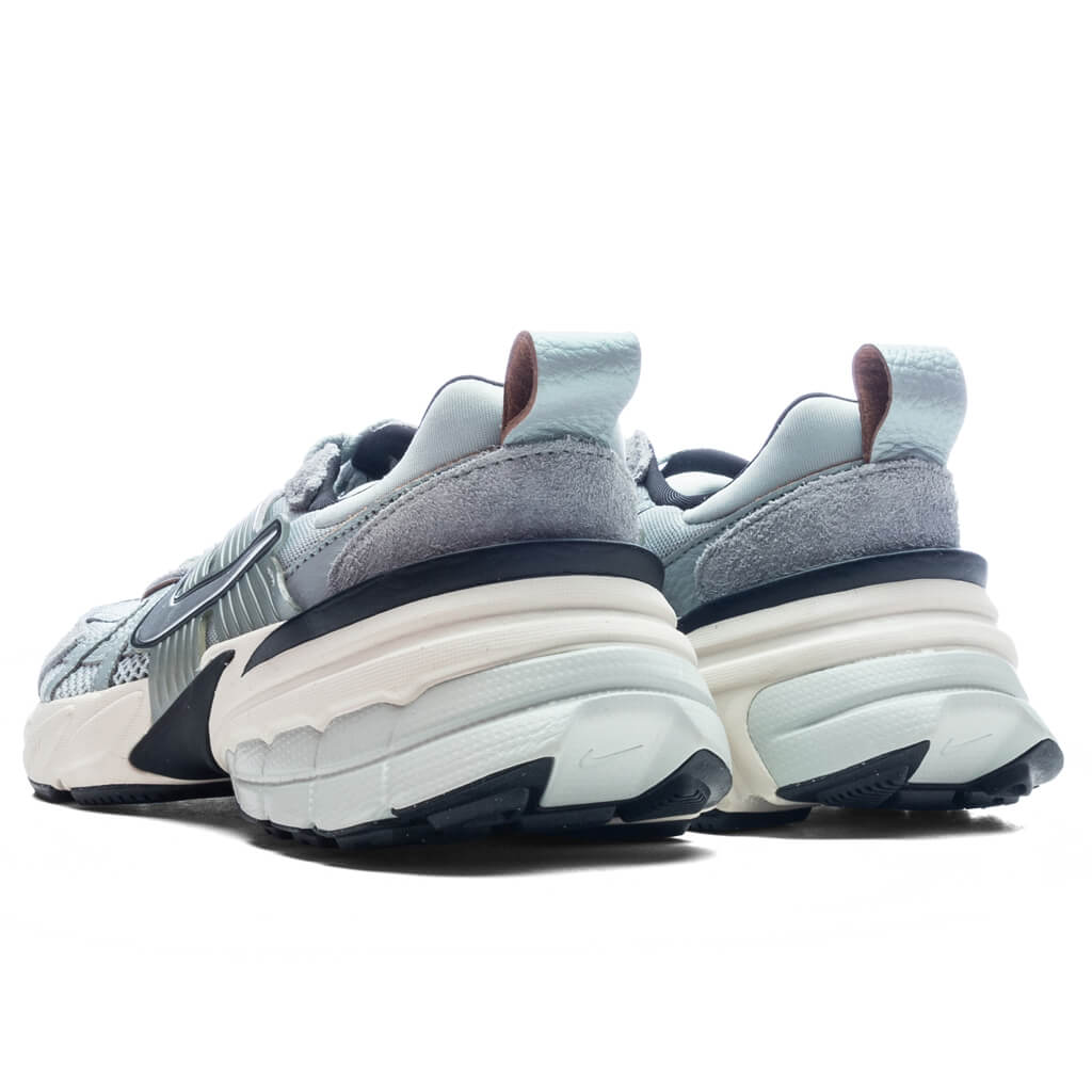Women's V2K Run - Light Pumice/Chrome/Light Orewood Brown/Black
