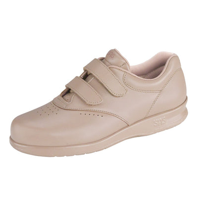 Women's Me Too Walking Shoe in Mocha