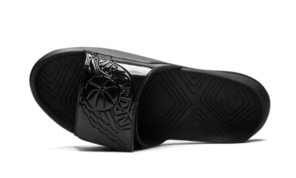 Hydro 7 "Black" AA2517 010