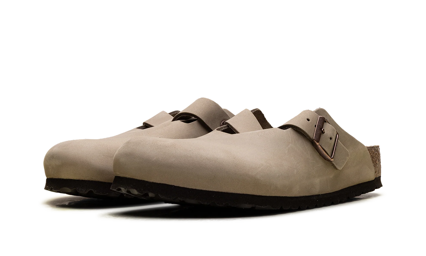 Boston "Oiled Leather Tobacco Brown" 0960811