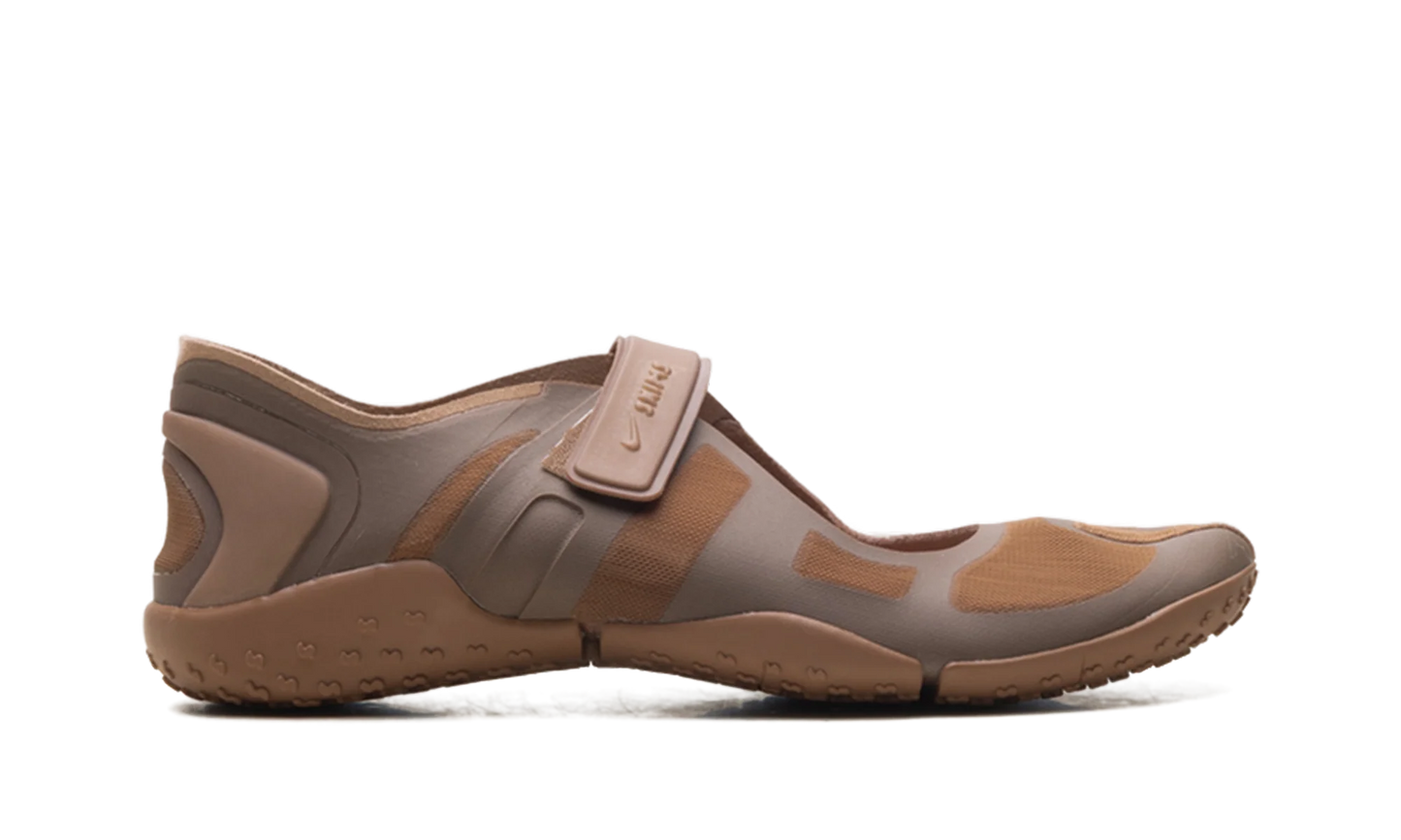Air Rift Mesh WMNS "SKIMS - Archaeo Brown" IO7694 201