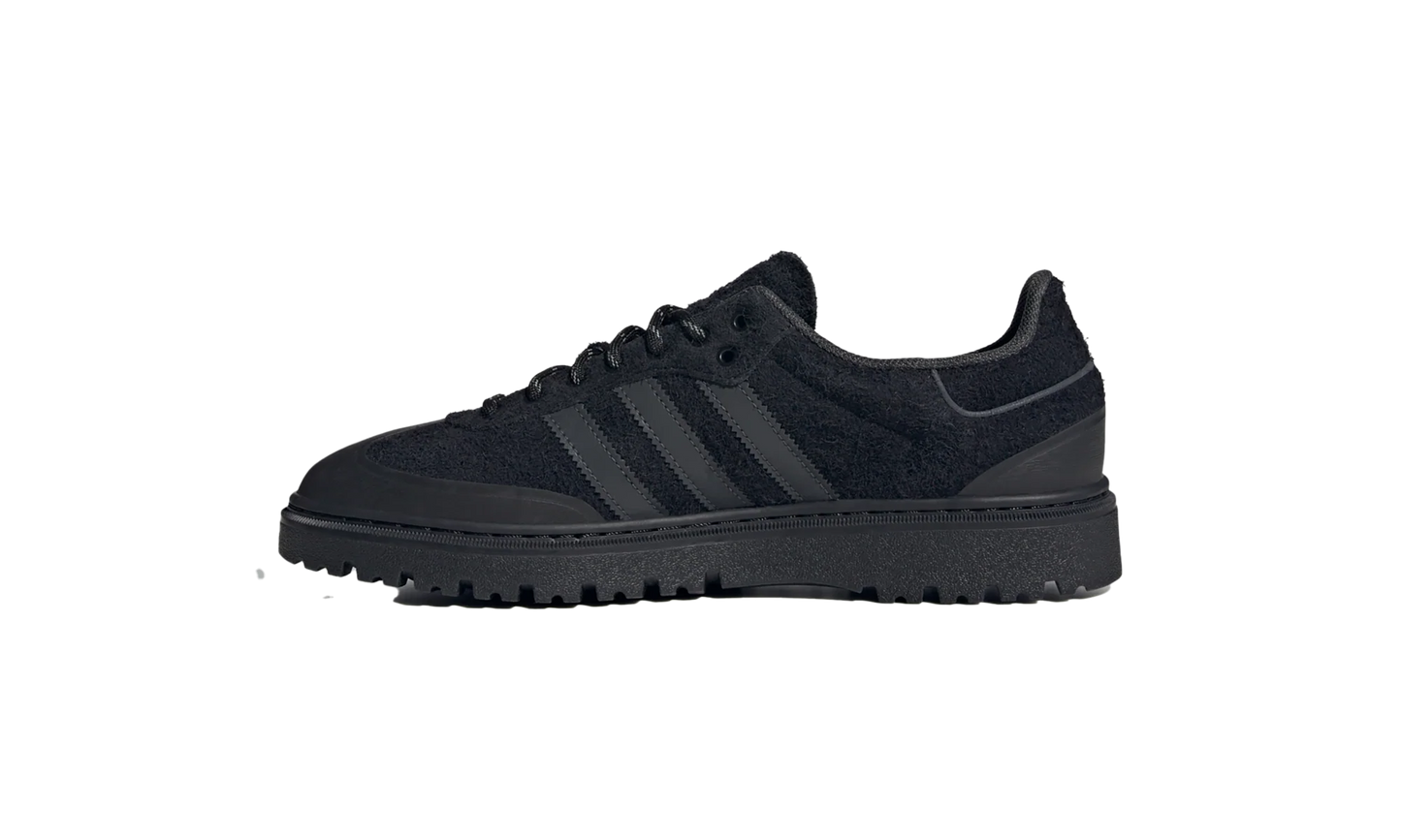 Samba Winterized "Black Carbon" JR5704