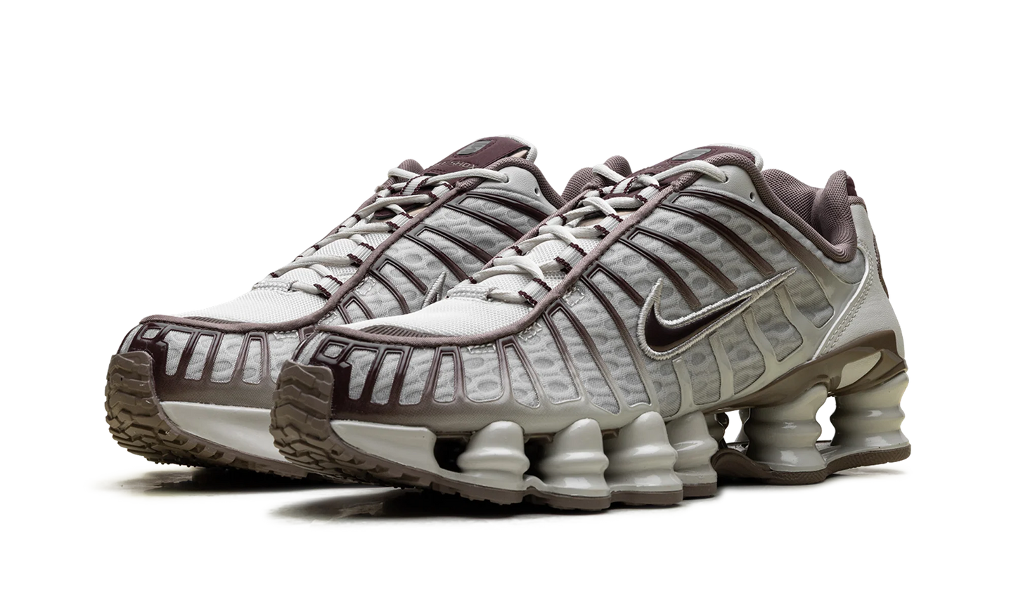 Shox TL WMNS "Light Bone Burgundy Crush" IM6013 072